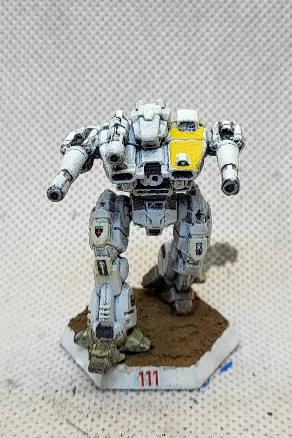 1xx_Lancelot_LNC25-01