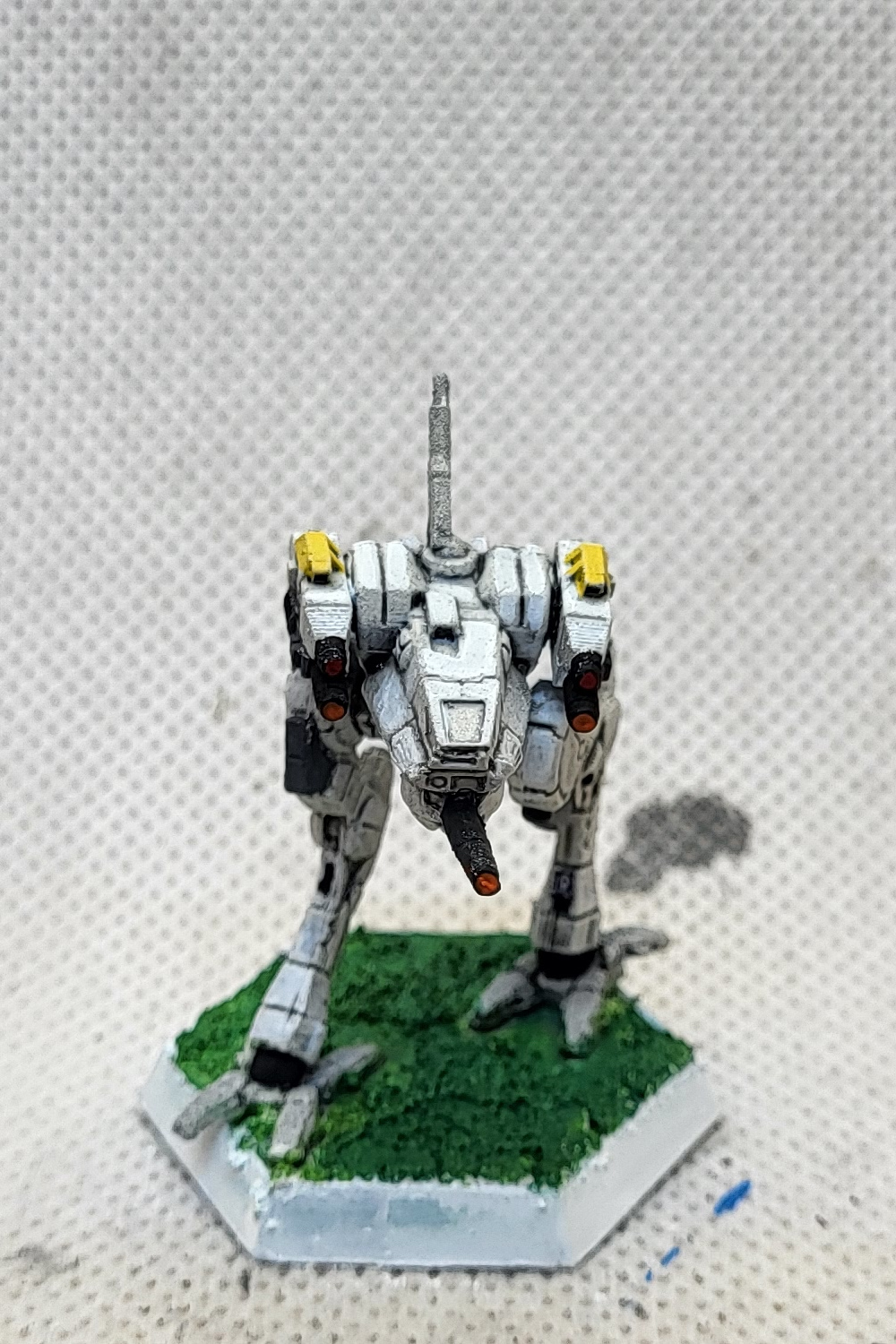 130_Locust_LCT-1Vb